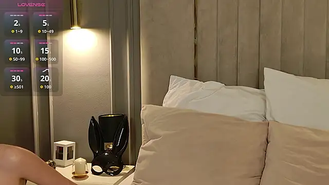 Snapshot of RileyHeaven chatting on February 2026 07:44:02 PM RileyHeaven online show from February 2026 07:44:02 PM