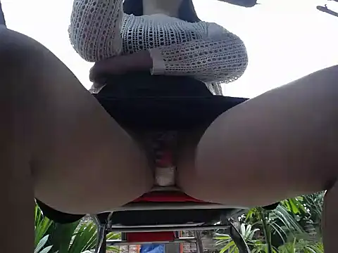 Amos Eva online show from December 2025 01:10:02 AM