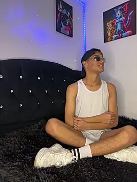 Snapshot of Luigi_cumming1 chatting on November 2025 08:28:02 AM Luigi cumming1 online show from November 2025 08:28:02 AM