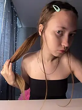 Holy Poly online show from January 2026 07:56:01 AM