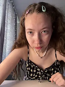 Holy Poly online show from March 2026 05:27:02 AM