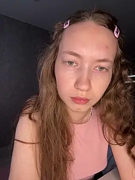 Holy Poly online show from February 2026 07:48:02 AM