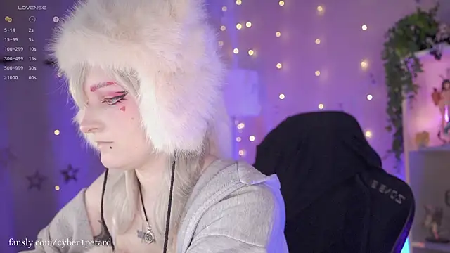 Snapshot of vronnier chatting on February 2026 03:23:02 PM vronnier online show from February 2026 03:23:02 PM