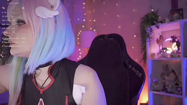 Snapshot of vronnier chatting on February 2026 03:40:02 PM vronnier online show from February 2026 03:40:02 PM