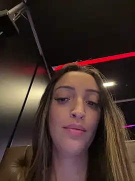 BelleRune online show from April 2026 09:39:33 PM