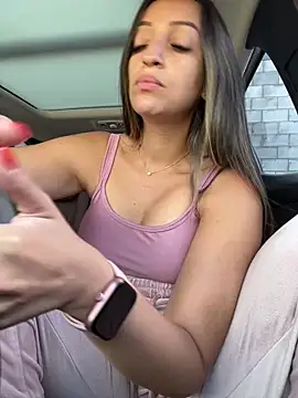 BelleRune online show from March 2026 11:39:02 AM