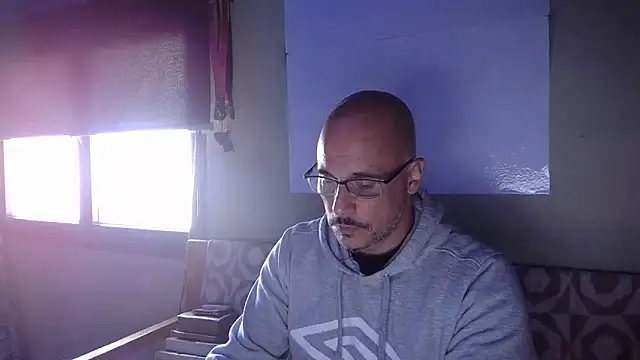 Marck 80 online show from November 2025 09:02:02 AM