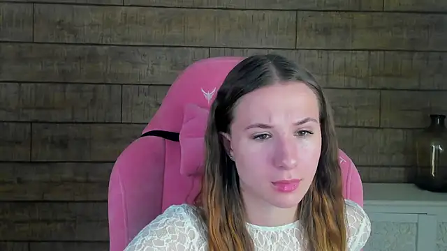 KristinaBellini online show from November 2025 04:19:02 PM