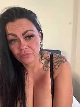 Phillipa valentina online show from July 2026 06:44:01 PM