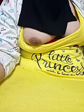 mnbvcxzqwertyuiop1235 online show from April 2026 07:51:01 PM