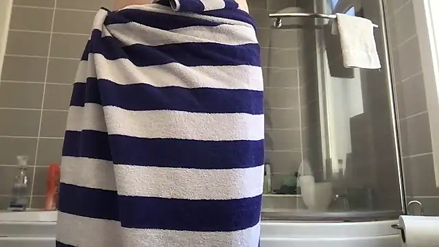 boyinsocks online show from January 2026 09:47:02 AM