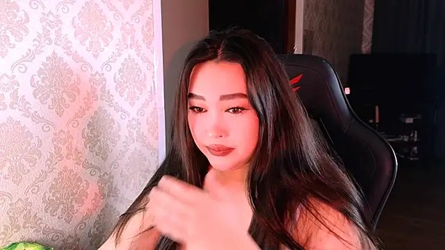 Emma Uilson online show from December 2025 01:23:02 AM