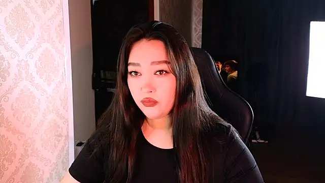 Emma Uilson online show from November 2025 09:21:01 AM