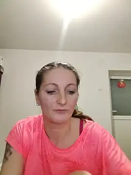 CrazyMaya39 online show from January 2026 12:48:01 AM