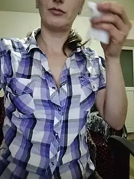 CrazyMaya39 online show from February 2026 11:15:01 PM