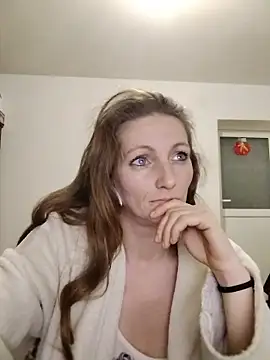 CrazyMaya39 online show from January 2026 09:10:02 PM