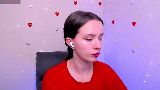 Snapshot of BellaVelure6767 chatting on June 2026 01:05:02 AM BellaVelure6767 online show from June 2026 01:05:02 AM