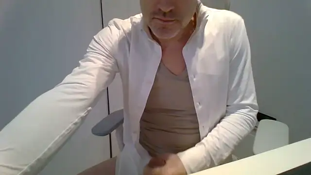 Brandonn1989amateur online show from February 2026 09:17:02 AM