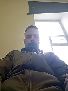 Gregorywhitelegs online show from April 2026 02:02:02 PM