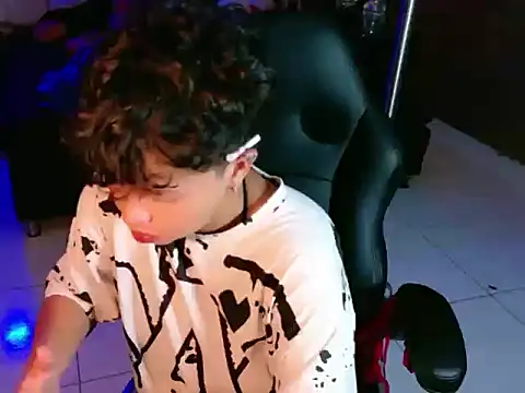 lunabustygirl online show from January 2026 10:08:02 AM