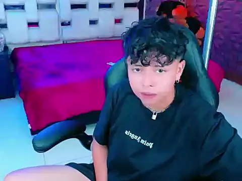 lunabustygirl online show from February 2026 04:08:02 AM