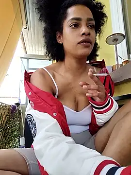 chanell95 online show from April 2026 12:18:02 PM