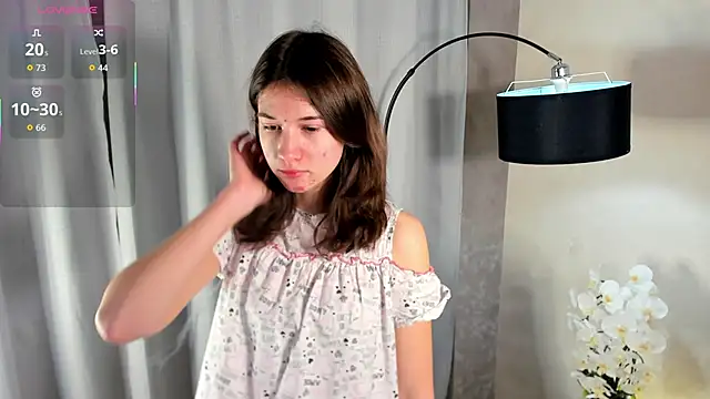 MarilynMun online show from December 2025 02:06:01 AM