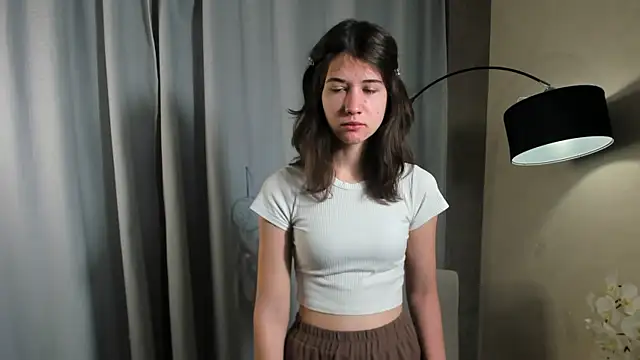 MarilynMun online show from November 2025 02:22:01 AM