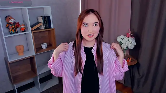 Snapshot of BetseyLaszlo chatting on November 2025 07:33:02 AM BetseyLaszlo online show from November 2025 07:33:02 AM