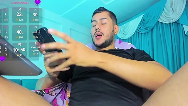 Snapshot of Latino_Hot_Boy chatting on November 2025 04:45:02 AM Latino Hot Boy online show from November 2025 04:45:02 AM