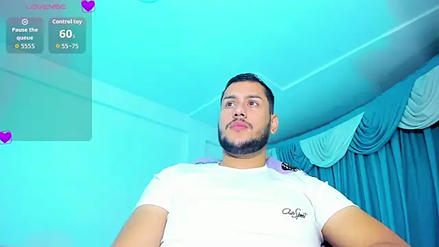 Latino Hot Boy online show from December 2025 07:15:01 PM