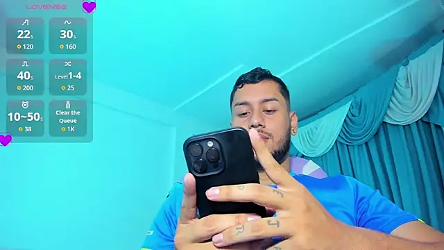 Latino Hot Boy online show from November 2025 08:18:02 PM