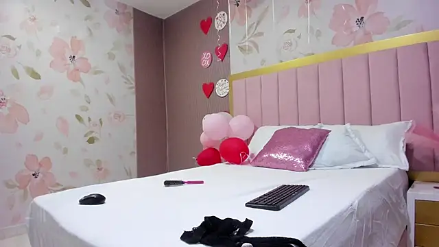 arietta skinny online show from March 2026 11:43:01 AM