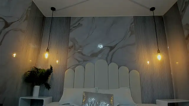 arietta skinny online show from January 2026 07:40:01 PM