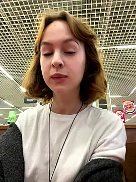 Snapshot of hani_obsessed chatting on December 2025 07:42:02 AM hani obsessed online show from December 2025 07:42:02 AM