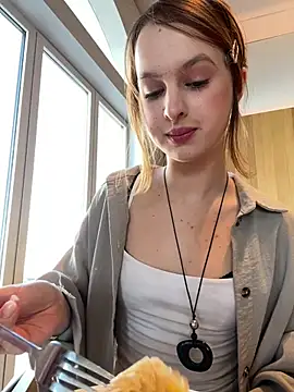 hani obsessed online show from February 2026 10:32:01 AM