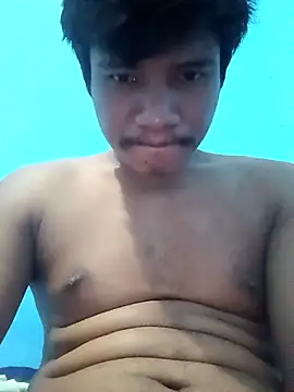 Ayetun008 online show from December 2025 09:17:02 PM