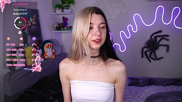 Emmie shy online show from April 2026 09:39:33 PM