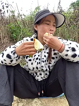 pitty mymi online show from March 2026 03:47:02 AM