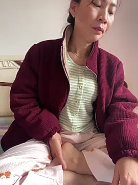 pitty mymi online show from April 2026 12:48:01 AM