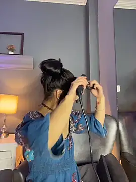 Snapshot of AmbarOishi__ chatting on January 2026 02:10:02 PM AmbarOishi online show from January 2026 02:10:02 PM