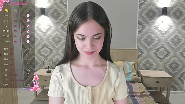 luxe girl online show from April 2026 07:09:01 PM