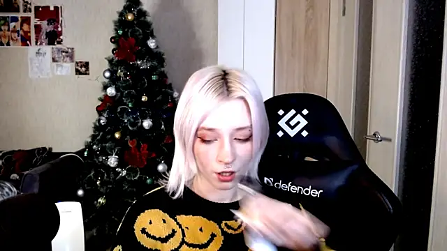 SophiaLur online show from December 2025 02:23:01 PM