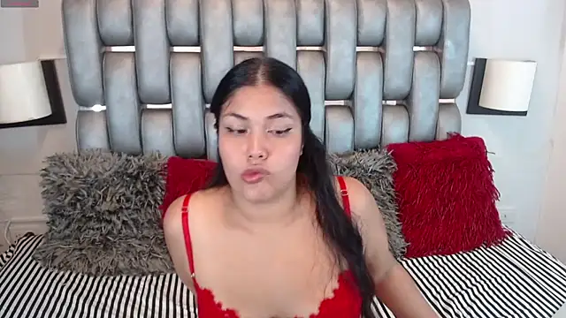 Snapshot of Channel_Mills chatting on April 2026 10:07:01 PM Channel Mills online show from April 2026 10:07:01 PM