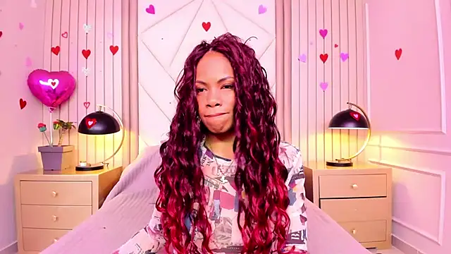 LailaDavidson online show from February 2026 12:05:02 PM