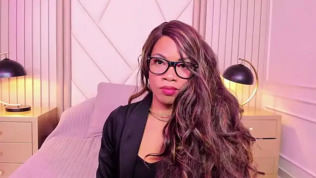 LailaDavidson online show from May 2026 12:35:01 PM