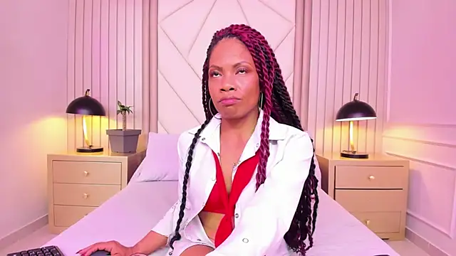 LailaDavidson online show from December 2025 12:42:01 PM