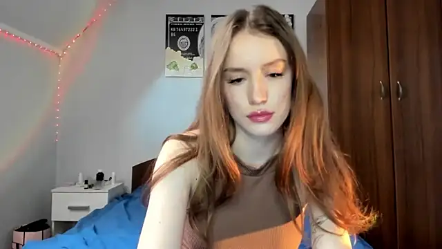 tinyglow online show from March 2026 08:10:01 PM