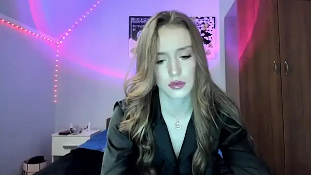 tinyglow online show from December 2025 07:22:01 AM