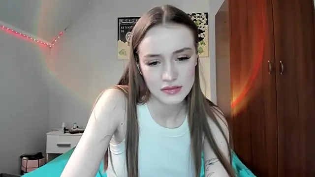 tinyglow online show from February 2026 11:50:01 PM